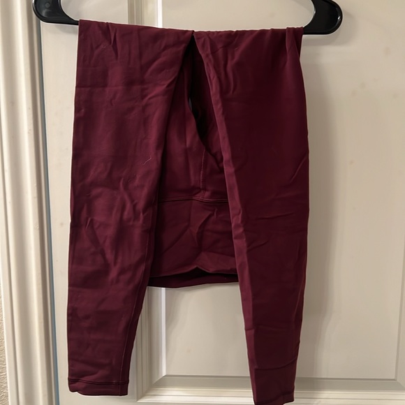 Lululemon Wunder Under - Picture 4 of 4